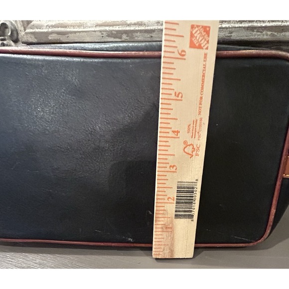 Dooney & Bourke All Weather Drawstring Bucket Bag Black/Tan Vintage AWL w/ Pouch - Picture 12 of 14